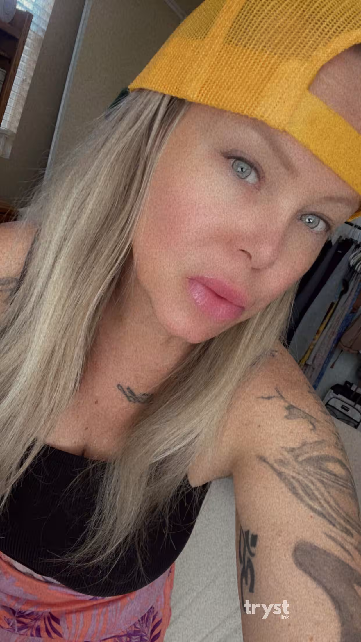 Erika James - Photo 2