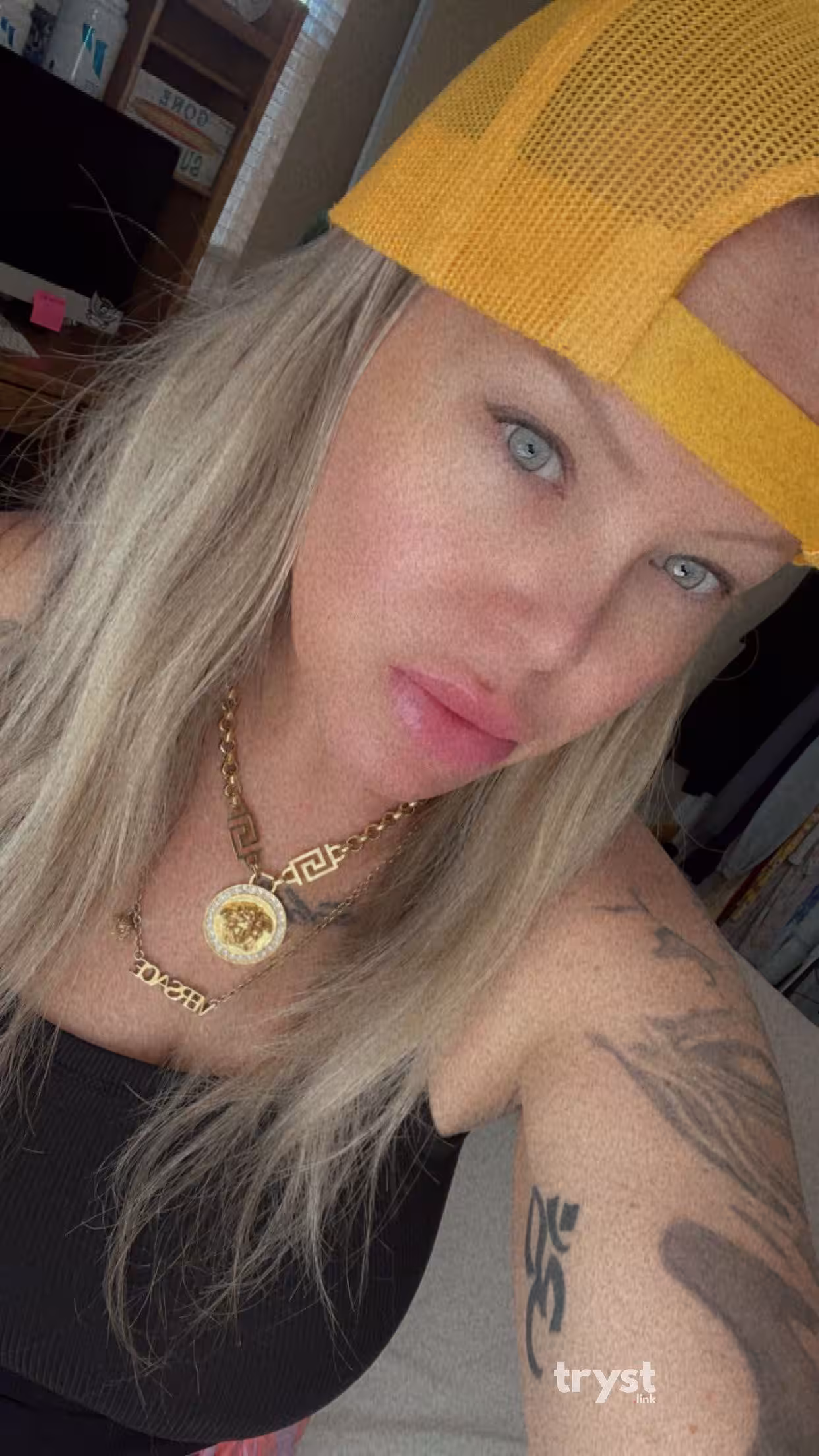 Erika James - Photo 3