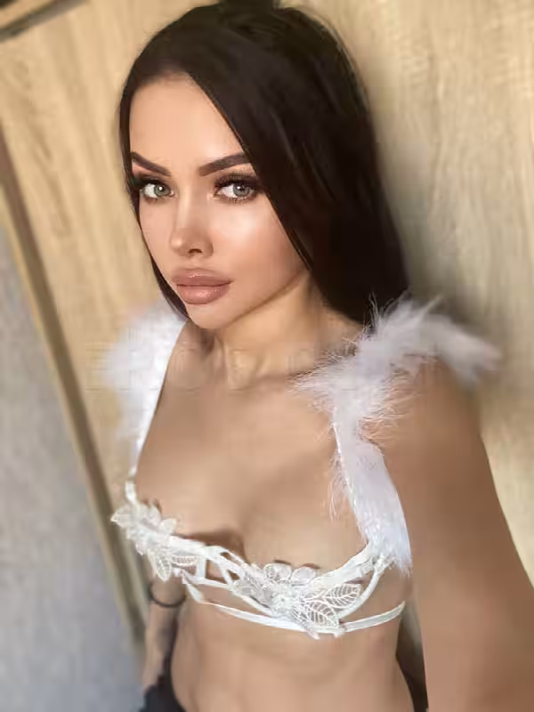 Escort/Massage Victoria in Dallas, TX
