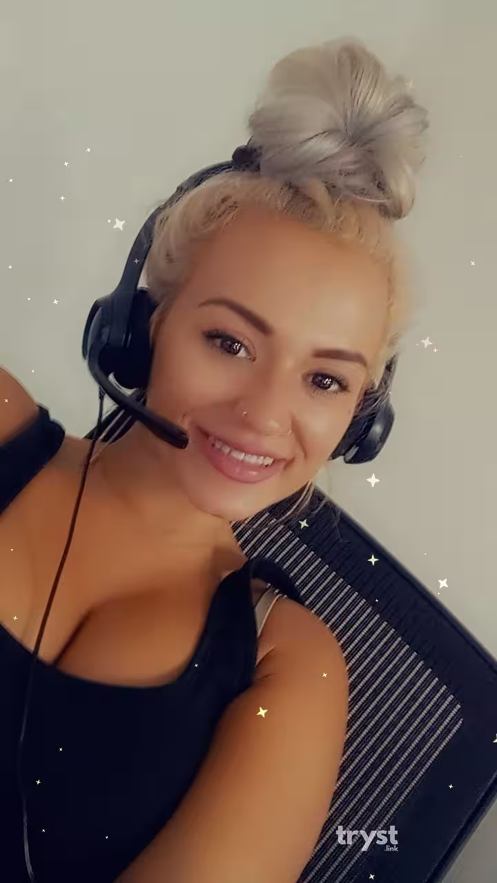 Escort Nikki (561) 377-1273 in Boynton Beach, FL