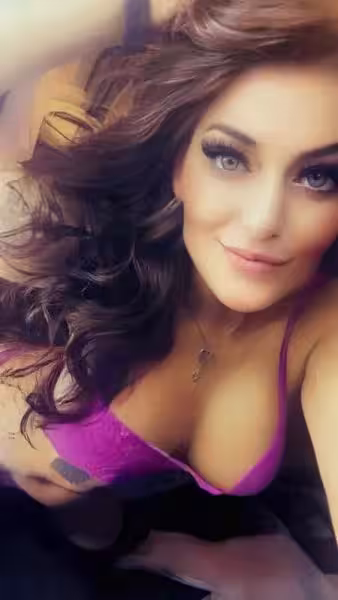 Escort Briana (910) 407-4379 in Fayetteville, NC