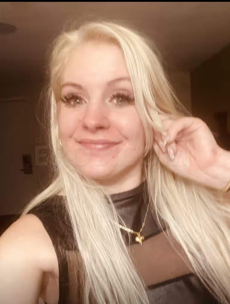 Escort Alicia and Kayla (860) 373-1876 in Hartford, CT