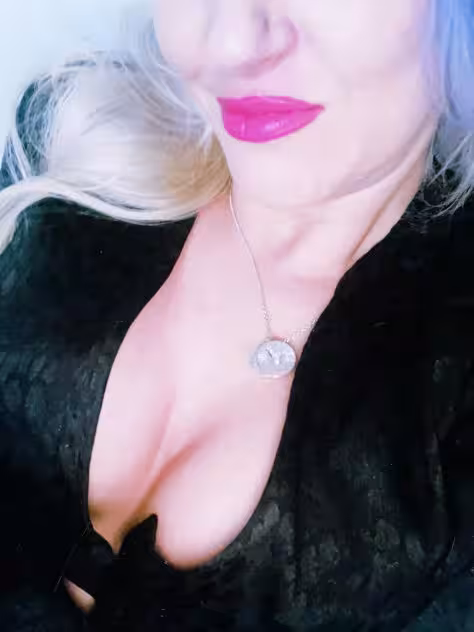 Escort Juicy Jae (442) 500-4207 in Palm Springs, CA