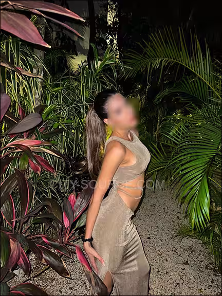 Escort Emma Waldorf and Star Santiago in Scottsdale, AZ