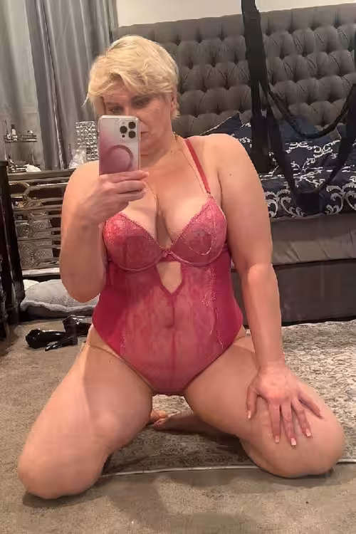 Escort Genevieve (480) 316-6558 in Scottsdale, AZ