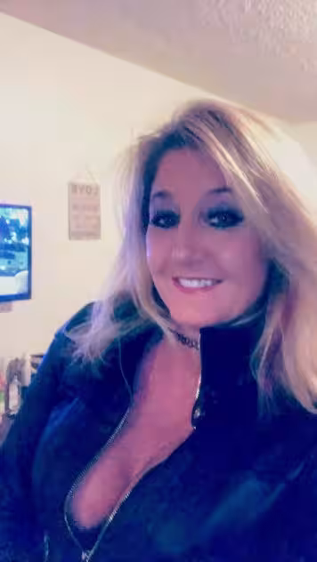 Escort/Massage/S&M Alex (323) 922-8655 in Van Nuys, CA