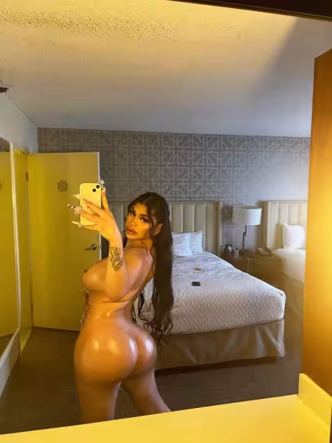 Escort/Massage TS Paris (916) 598-4767 in Van Nuys, CA