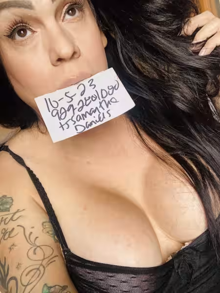 TS Samantha Daniels - Photo 4