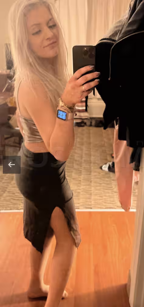 Alicia and Kayla - Photo 6