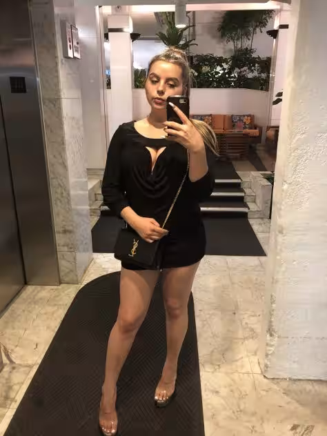 Jessica Bunny - Photo 1