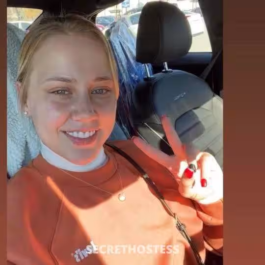 Kristie Noell - Photo 4