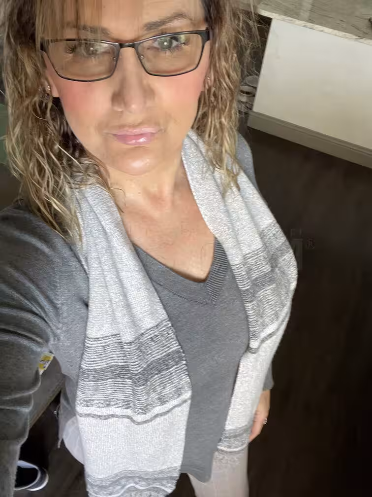 TS Kat Collins - Photo 3