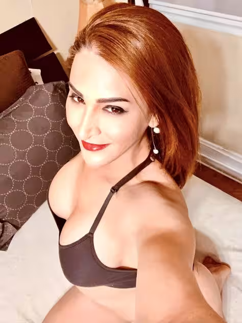 TS Nicole Luke and TS Amanda / Bebe - Photo 1