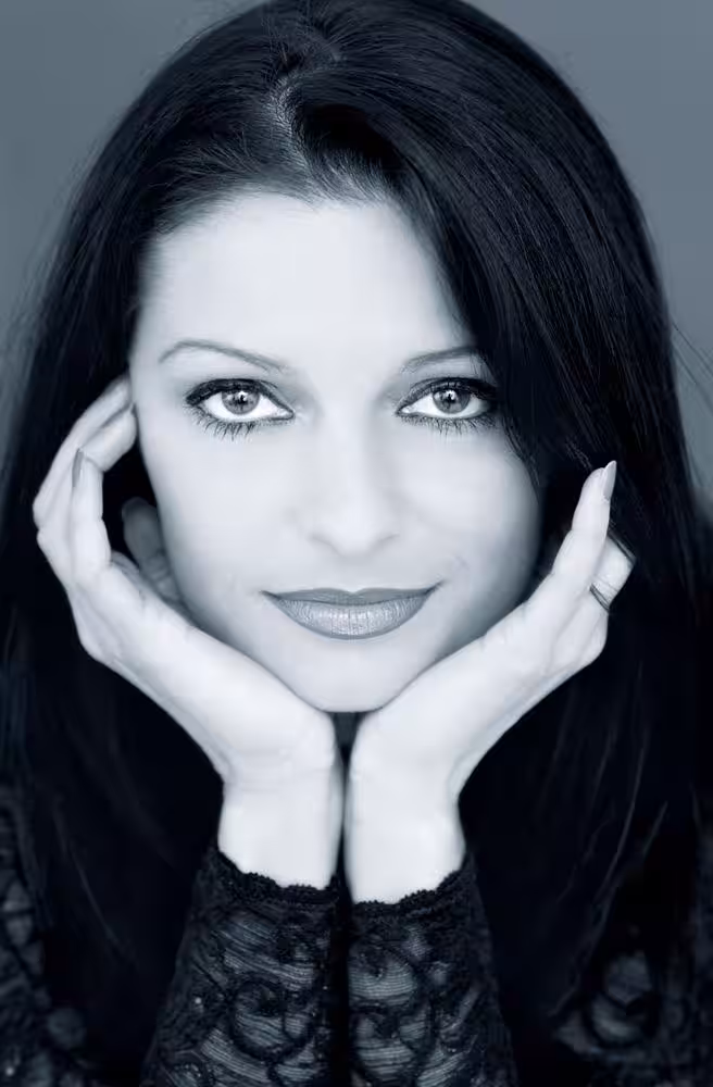 Adela Blackwood - Photo 4