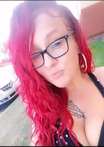 Amazing Allannah and Jewels - Photo 2