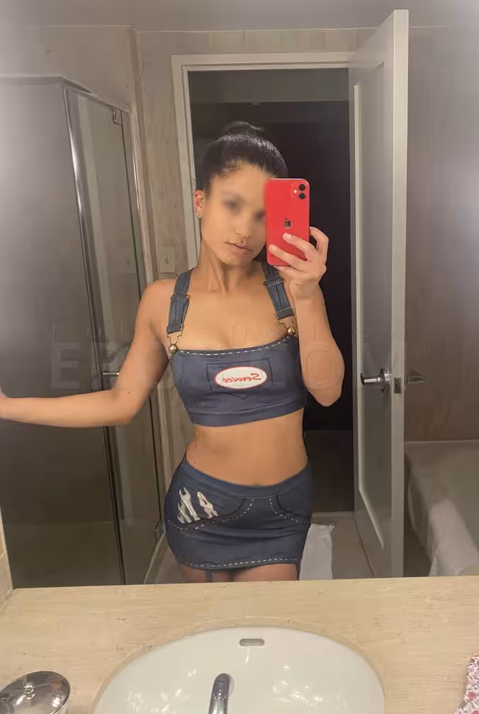 Escort/Massage Nina Rose in Miami, FL