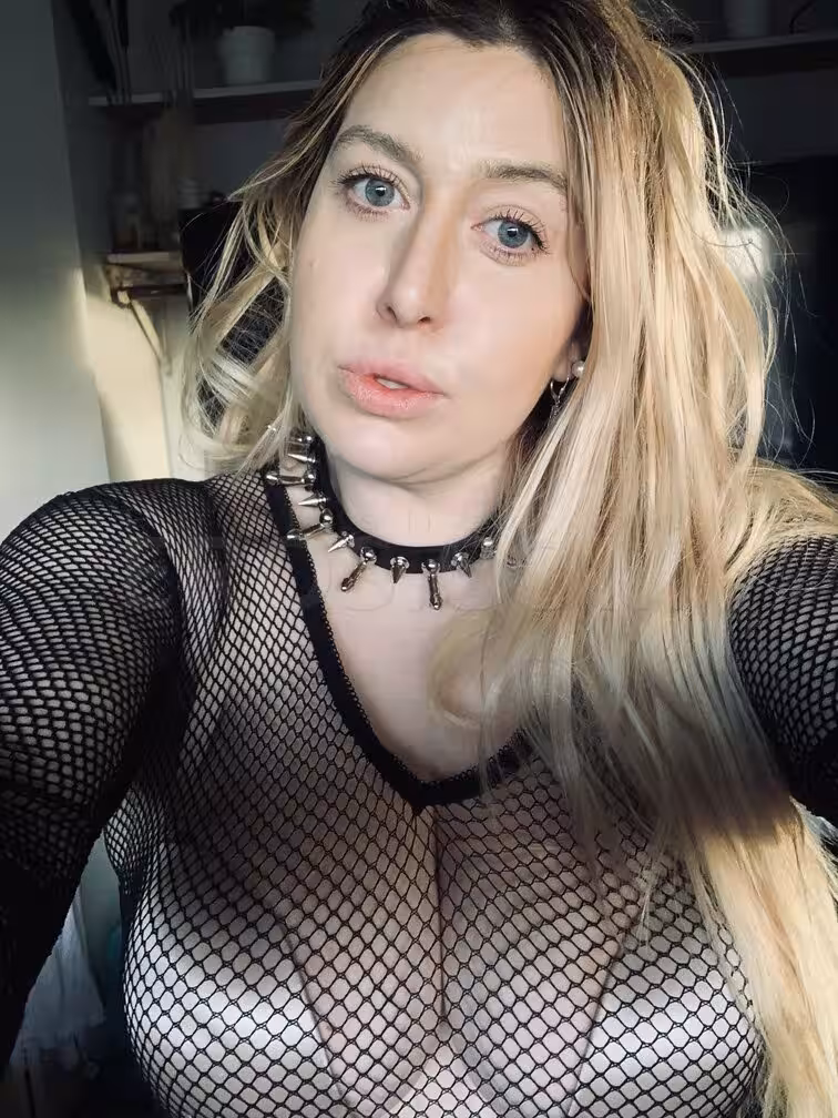 Mona Capone - Photo 2