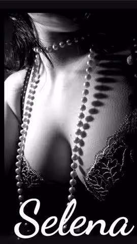 Selena - Photo 3