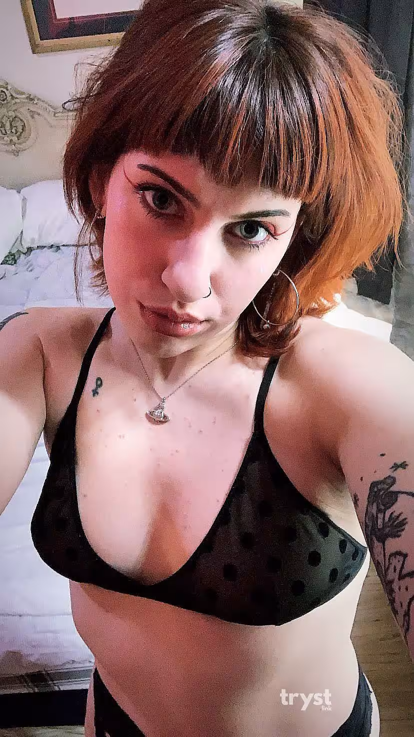 Desi Sultana / Despina Sultana - Photo 4