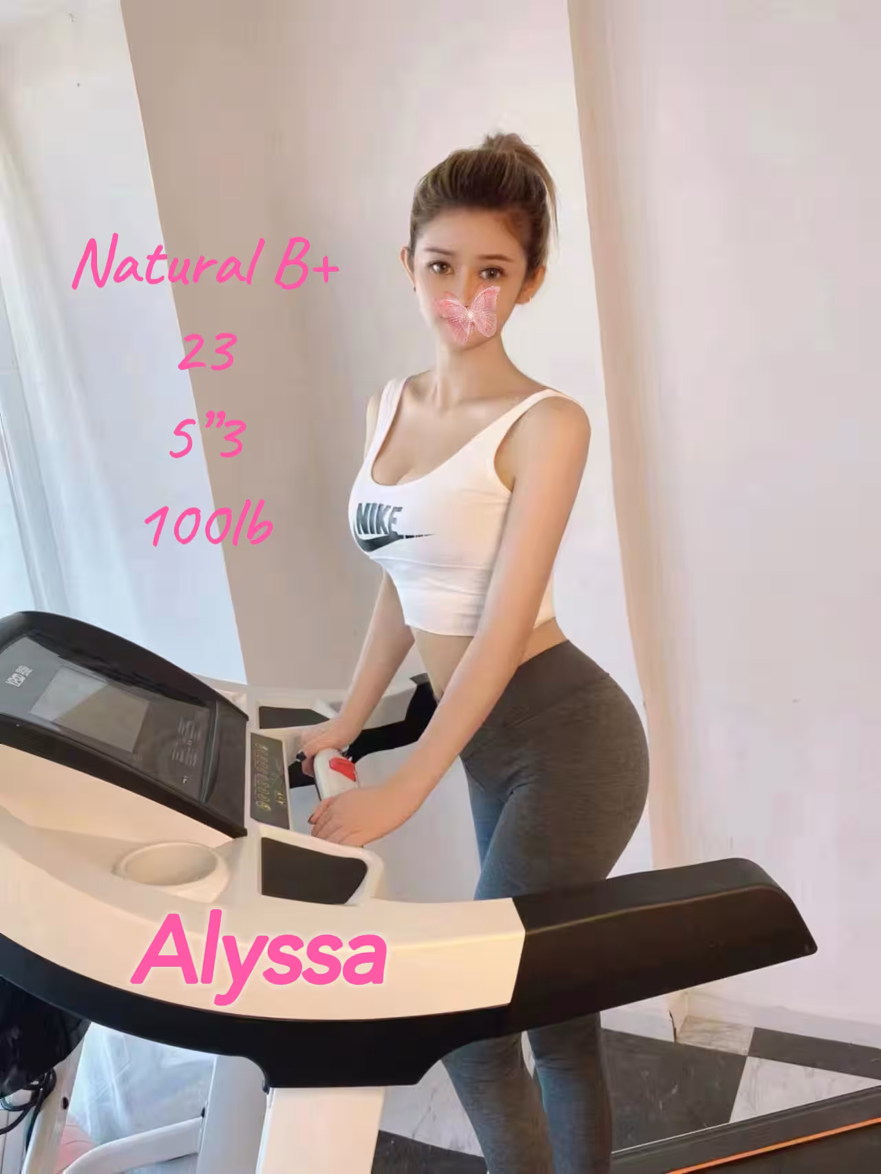 Allyssa - Photo 1