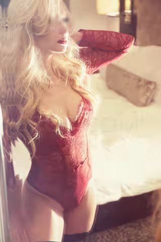 Marina Starr - Photo 2