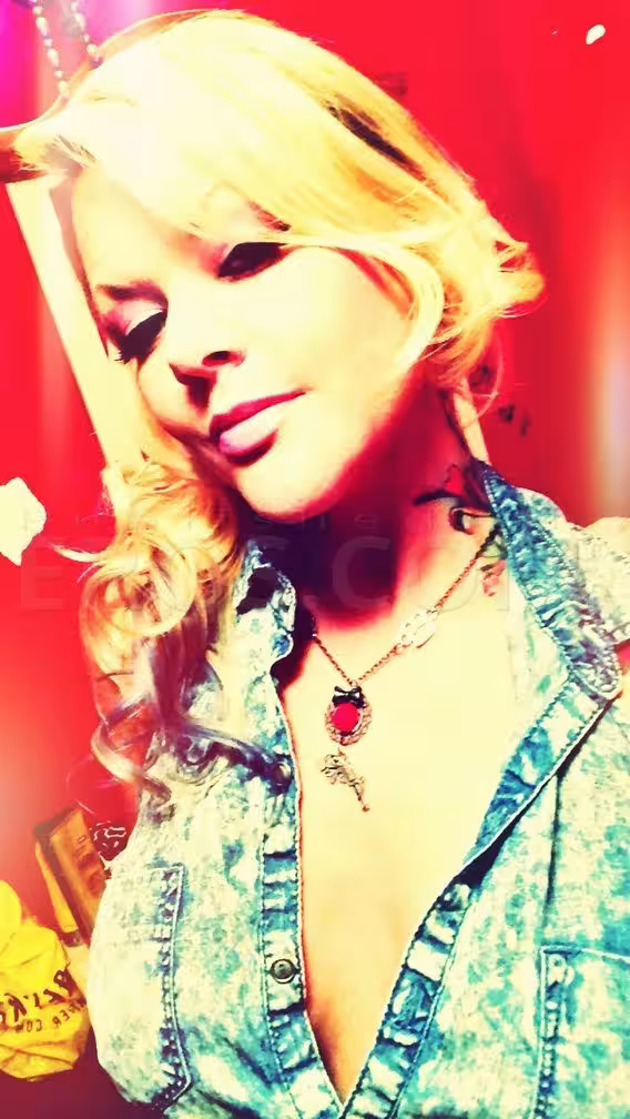 Star / Candy - Photo 4