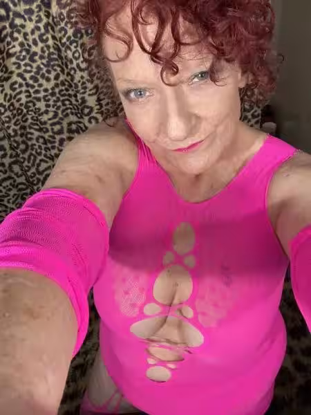 Delicious Cougar - Photo 2