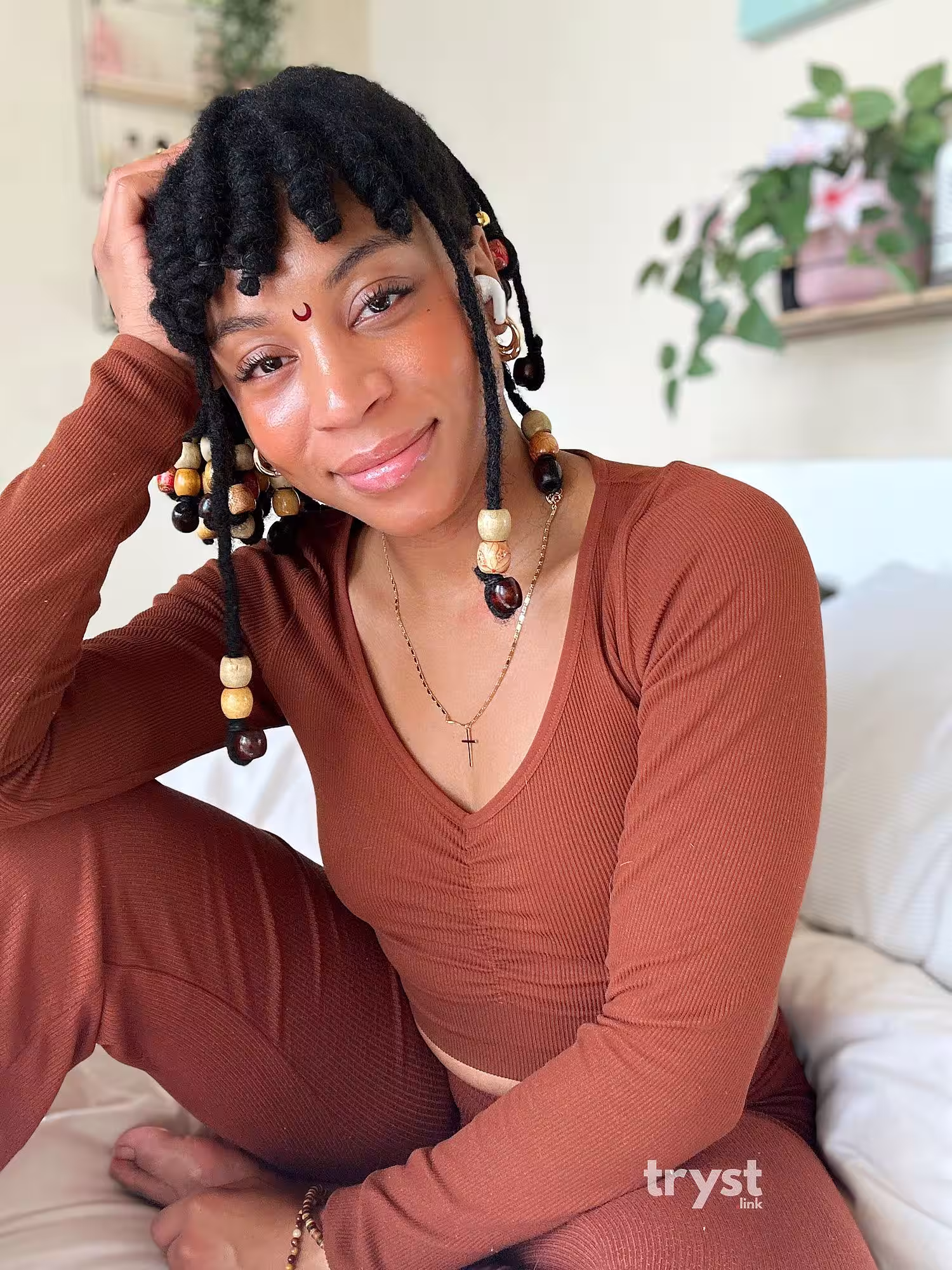 Vii (V-eye) - Photo 3