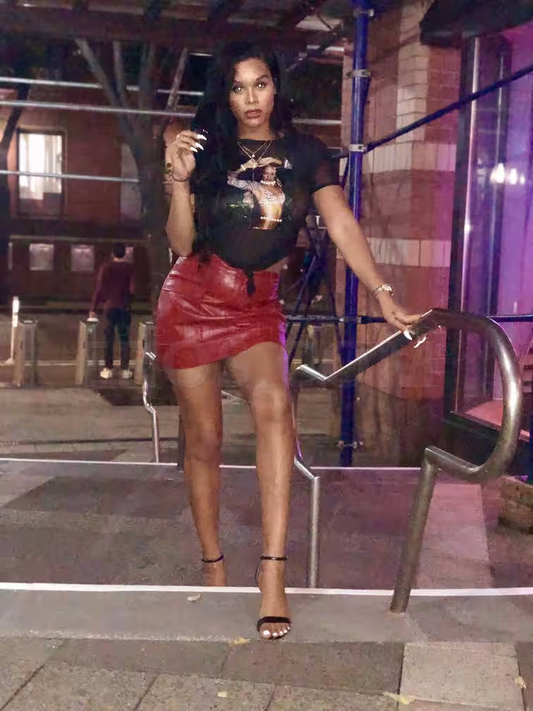 TS BellaKoxxs - Photo 2