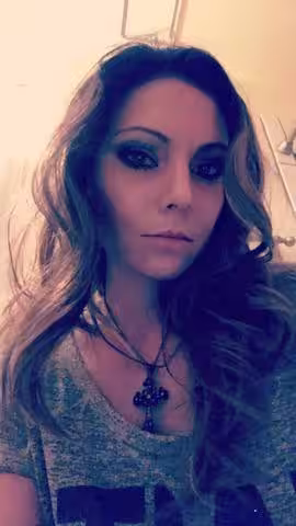 Katrina Love - Photo 1