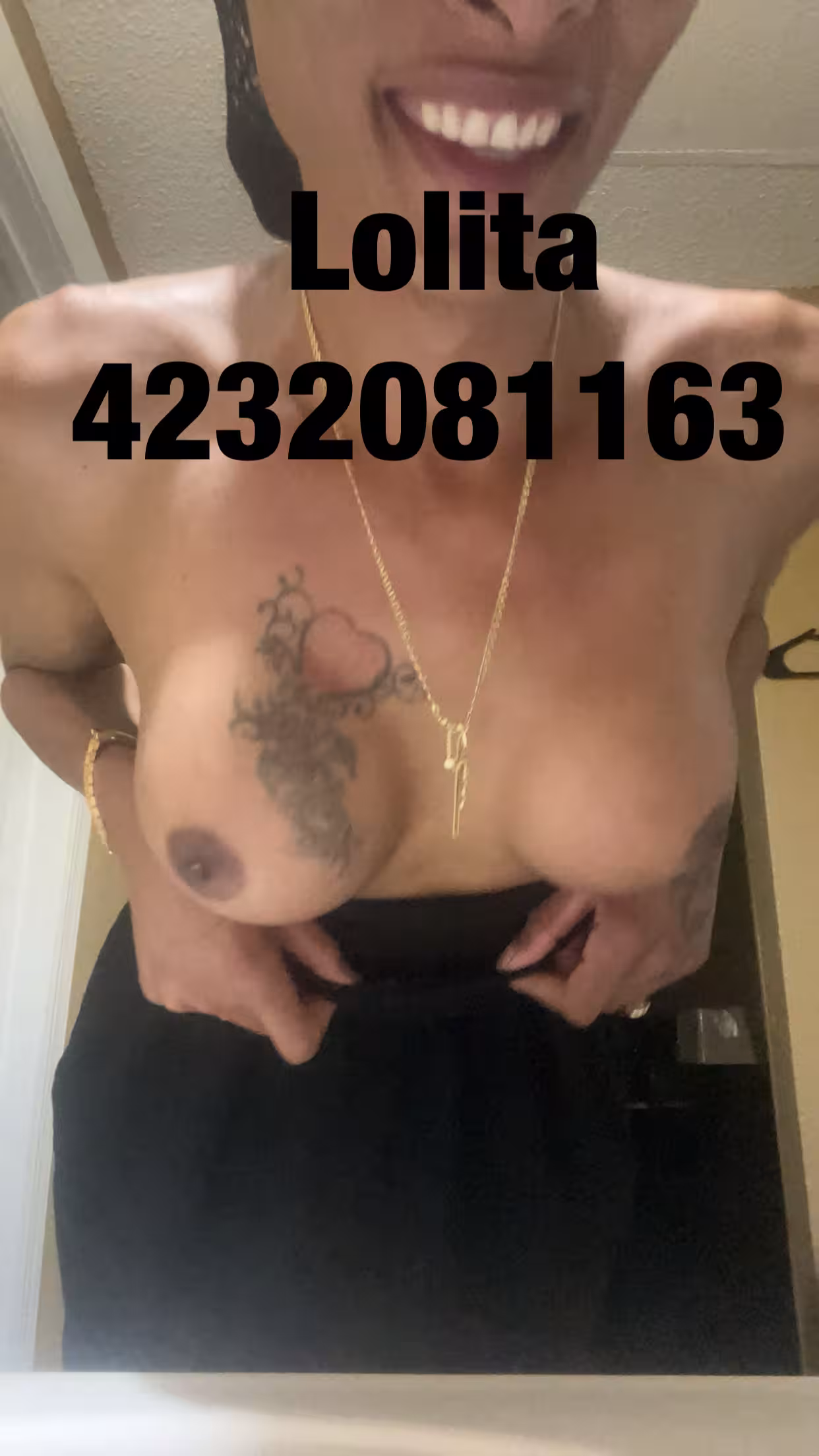 TS Lolita - Photo 2